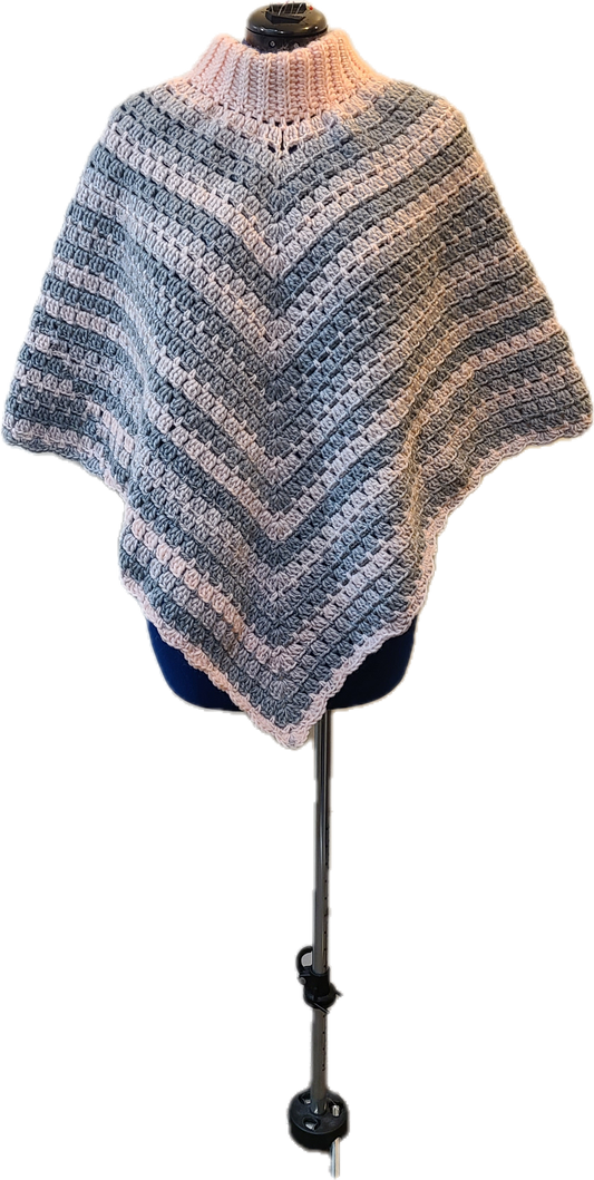 Crochet poncho-gray/pink