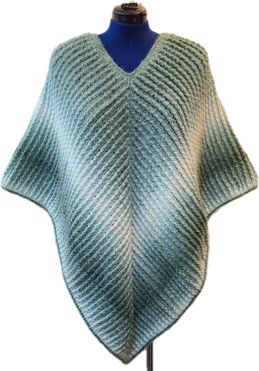 Crochet poncho-emerald